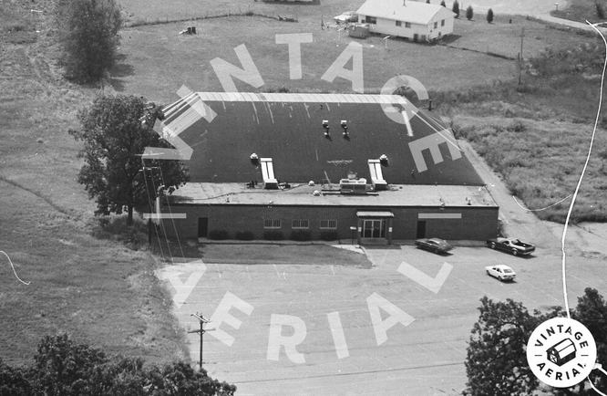 University Lanes (Collegiate Lanes) - 1981 Aerial